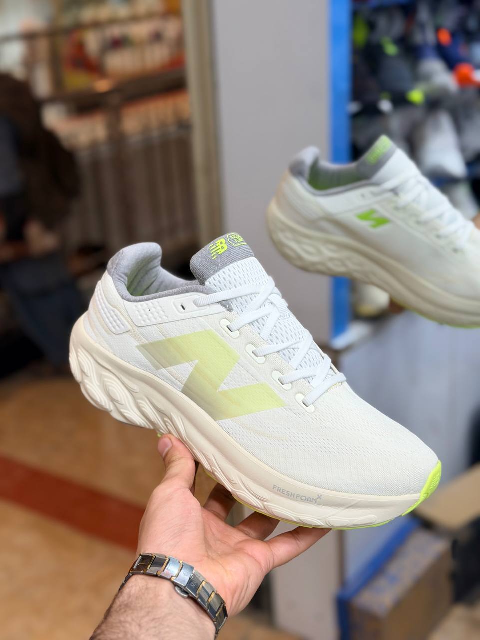 نیوبالانس 1080